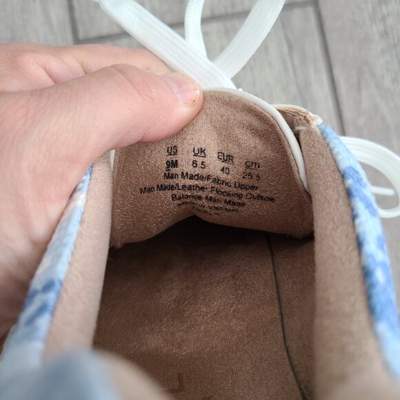 SOUL Naturalizer White Sneakers with Blue Floral Heel Women’s 9M - Picture 12 of 12